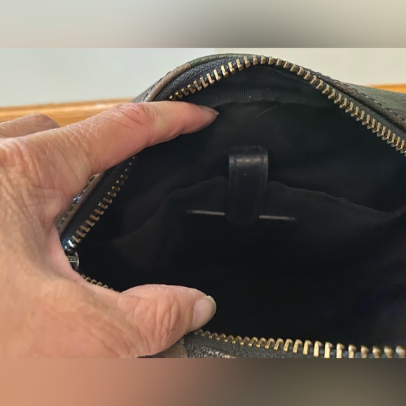 Vintage Leather Coach Camouflage Crossbody Bag - Picture 13 of 16